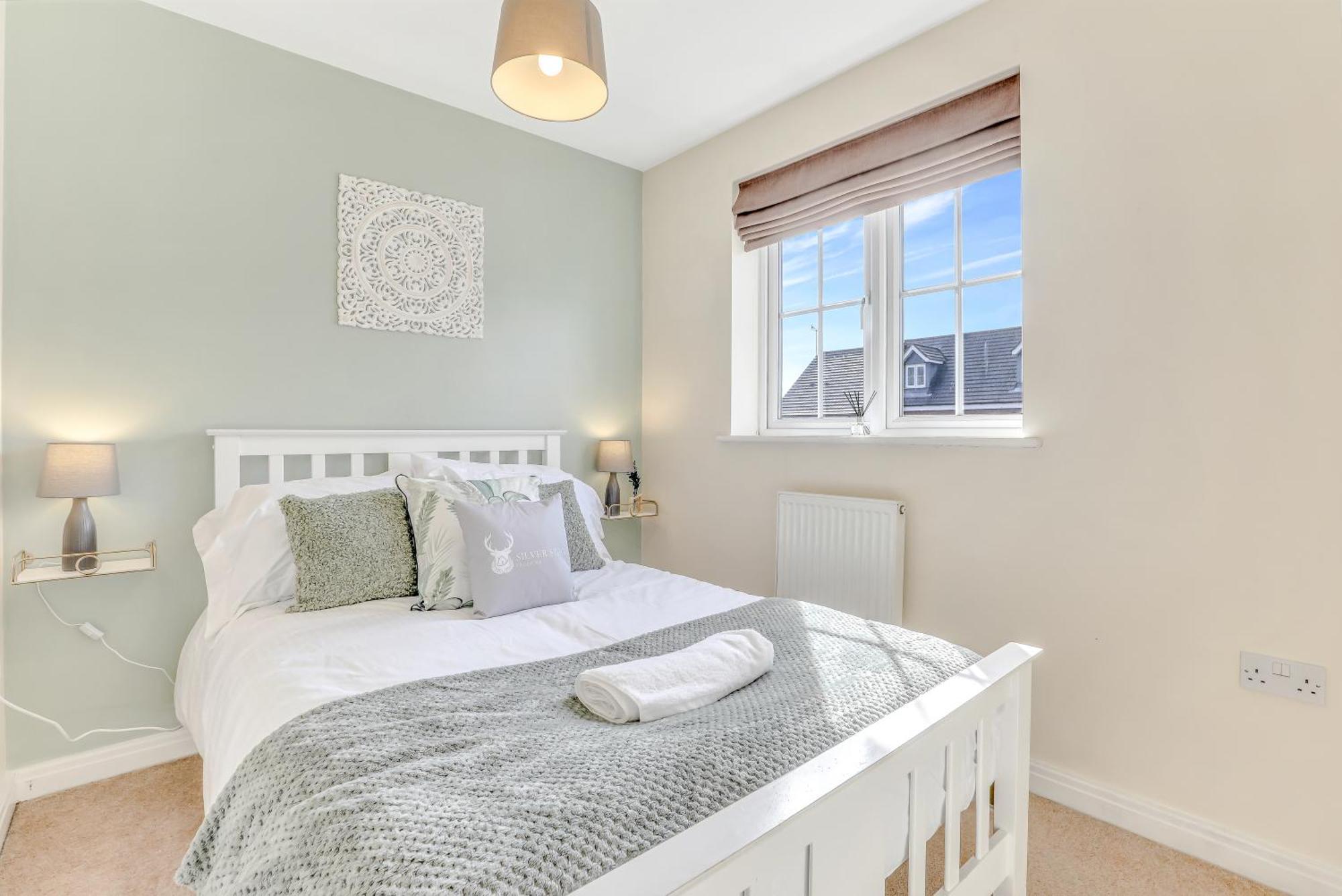 Silver Stag Properties, 3 Bedroom W Parking And Garden Smisby Exteriör bild